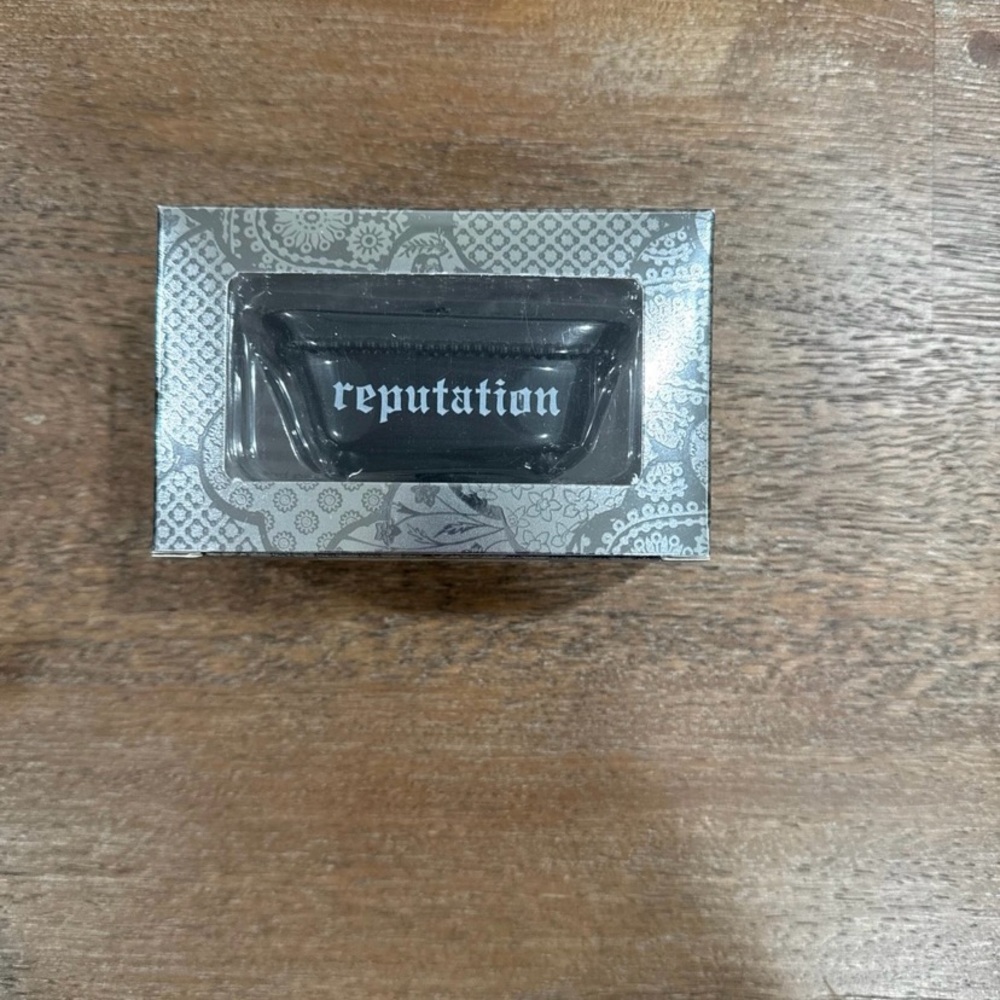 Taylor Swift Reputation Bathtub